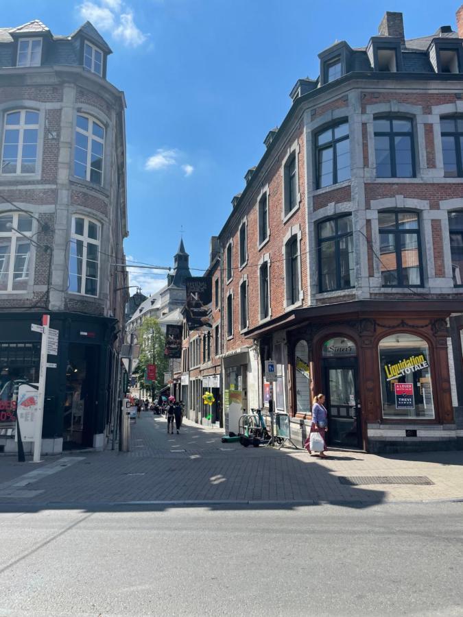 나무르 Le 25, Duplex Elegant Au Coeur Du Pietonnier Historique 아파트 외부 사진
