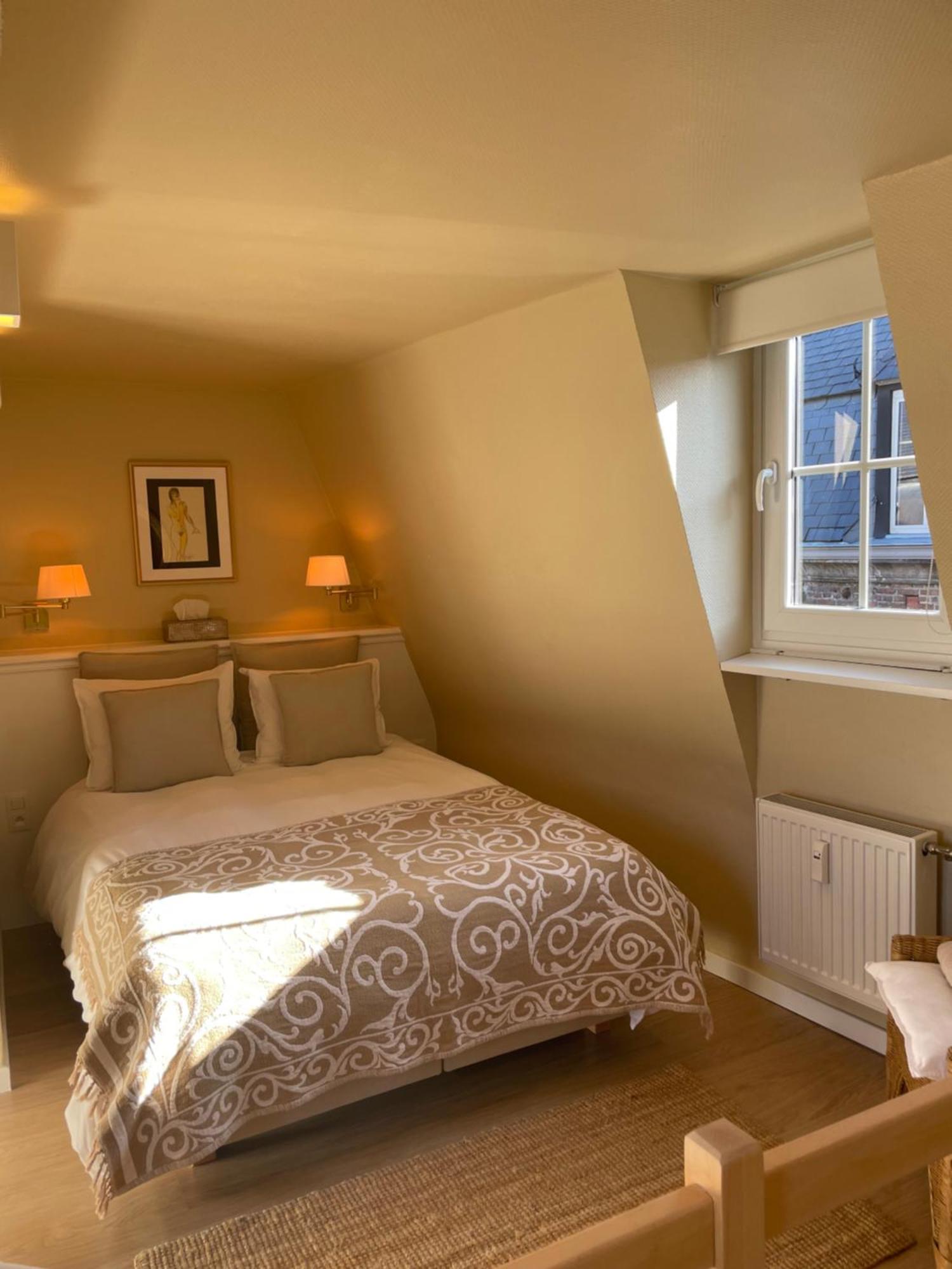 나무르 Le 25, Duplex Elegant Au Coeur Du Pietonnier Historique 아파트 외부 사진
